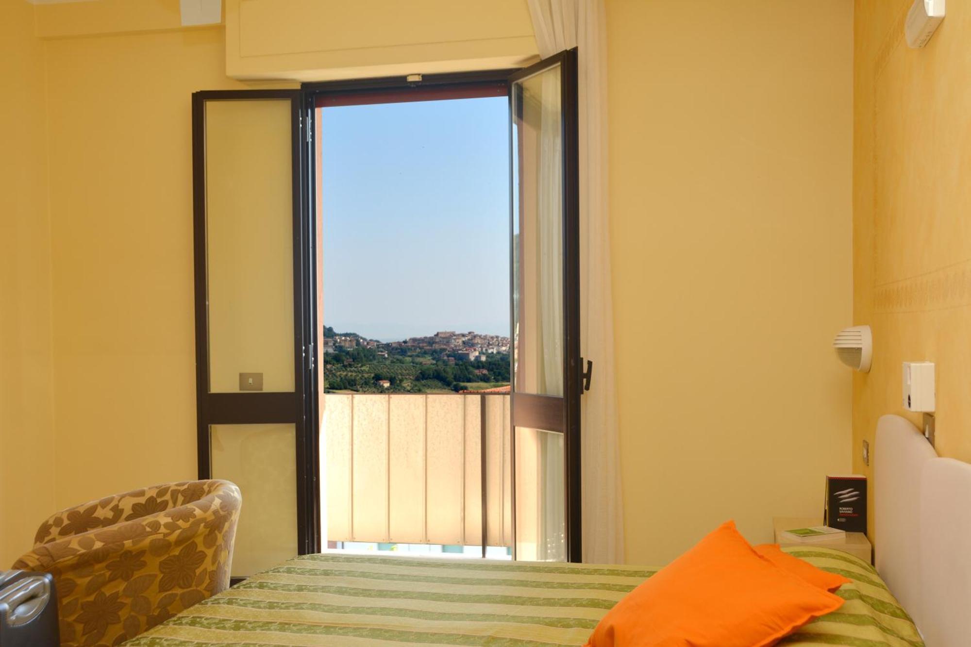 Albergo Martini Chianciano Terme Rum bild
